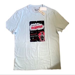 Penguin graphic tee “let’s get it poppin’” Large